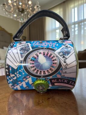 Prezzo Y2K Casino Barrel Bag Jackpot Roulette Poker Novelty Mini Handbag